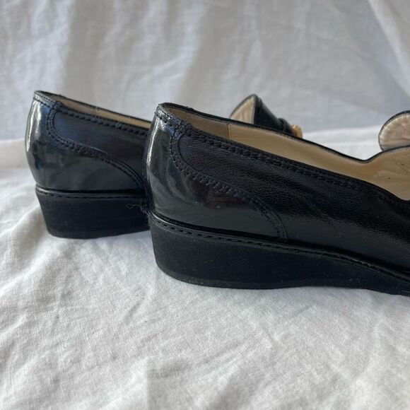 BALLY of Switzerland Women's Black Loafers Metal Accent Leather Shoes Size 6.5 - Picture 7 of 11